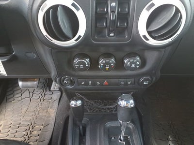 2014 Jeep Wrangler Unlimited Polar Edition