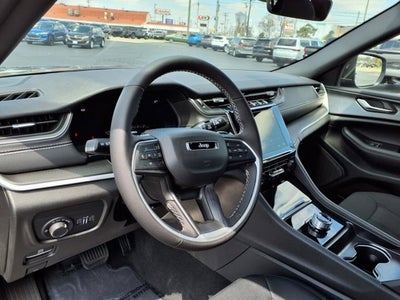 2025 Jeep Grand Cherokee Laredo X