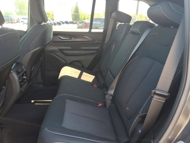 2024 Jeep Grand Cherokee Laredo X