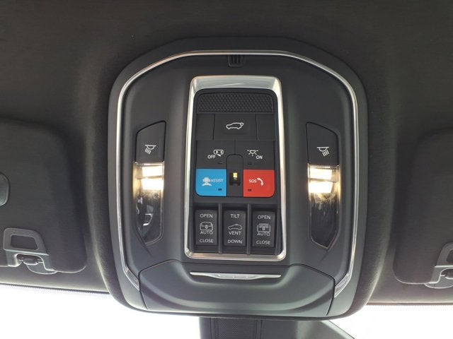 2026 Jeep Grand Cherokee Summit