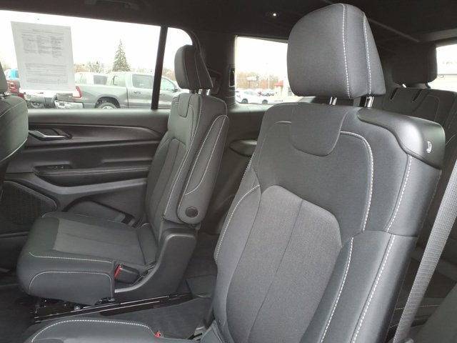 2024 Jeep Grand Cherokee L Laredo X