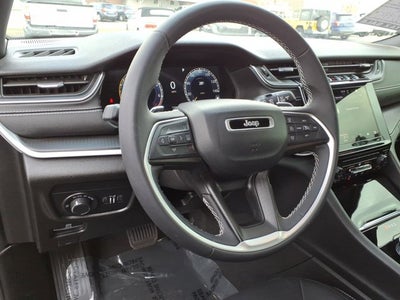 2024 Jeep Grand Cherokee L Laredo