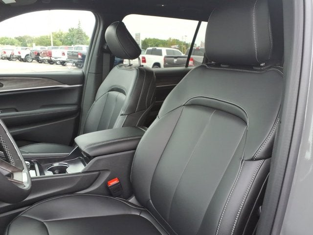 2027 Jeep Grand Cherokee L Limited