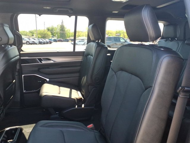 2026 Jeep Grand Wagoneer Limited Reserve