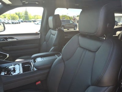 2026 Jeep Grand Wagoneer Limited Reserve