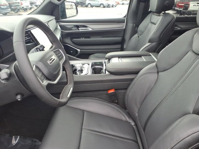 2026 Jeep Grand Wagoneer Limited Reserve