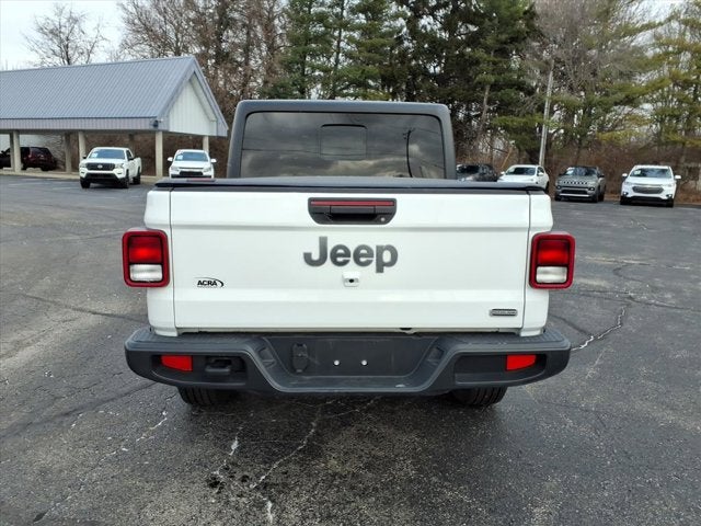 2023 Jeep Gladiator Overland
