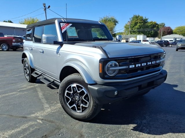 2024 Ford Bronco Outer Banks