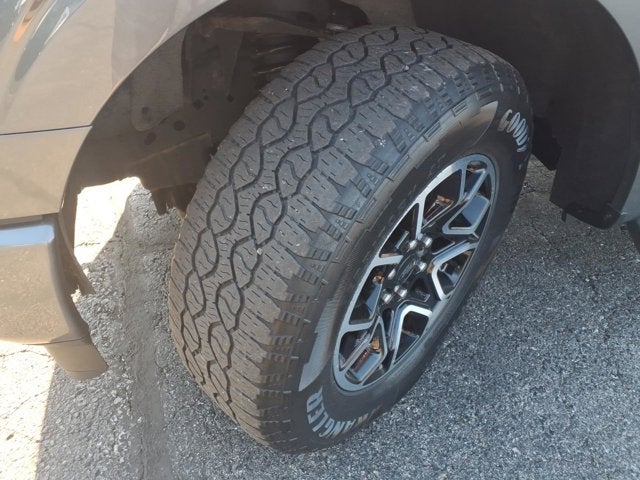 2022 Ford F-150 Base