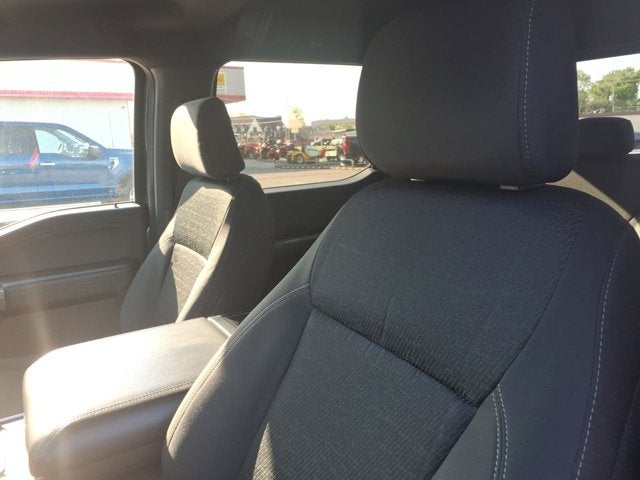 2022 Ford F-150 Base