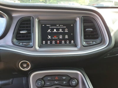 2022 Dodge Challenger SXT