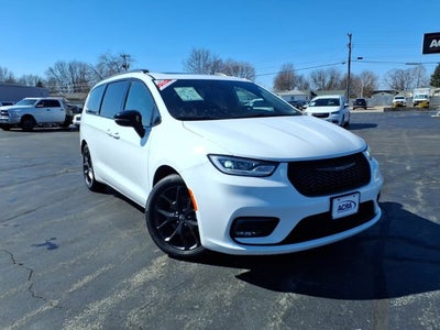 2025 Chrysler Pacifica Limited