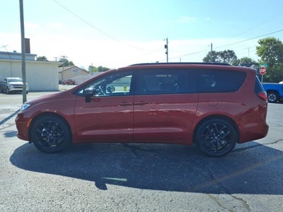 2025 Chrysler Pacifica Limited
