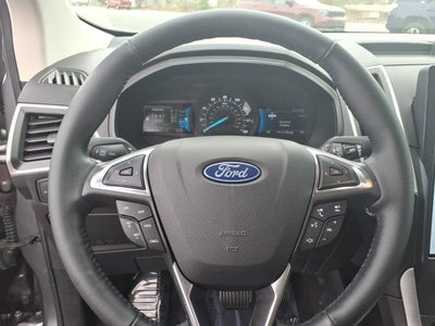 2023 Ford Edge Base