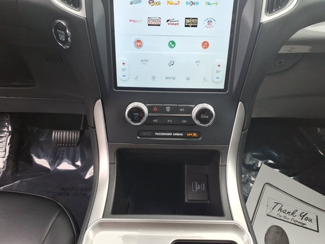 2023 Ford Edge Base