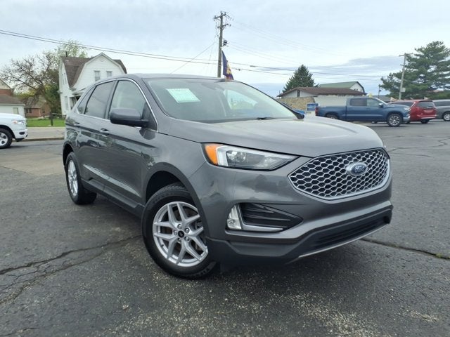 2023 Ford Edge Base