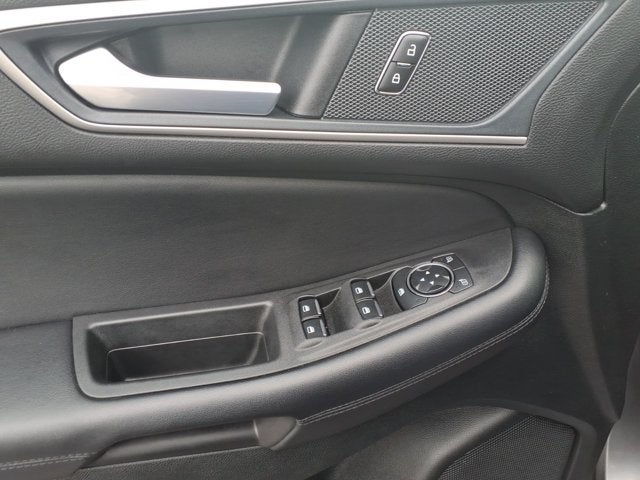 2023 Ford Edge Base