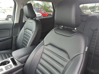 2023 Ford Edge Base