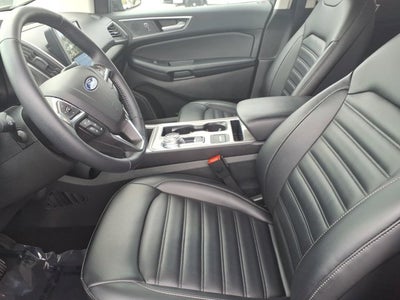 2023 Ford Edge Base