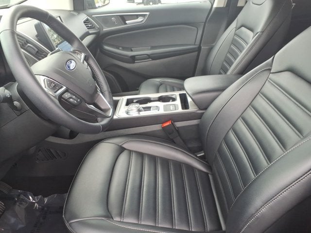 2023 Ford Edge Base