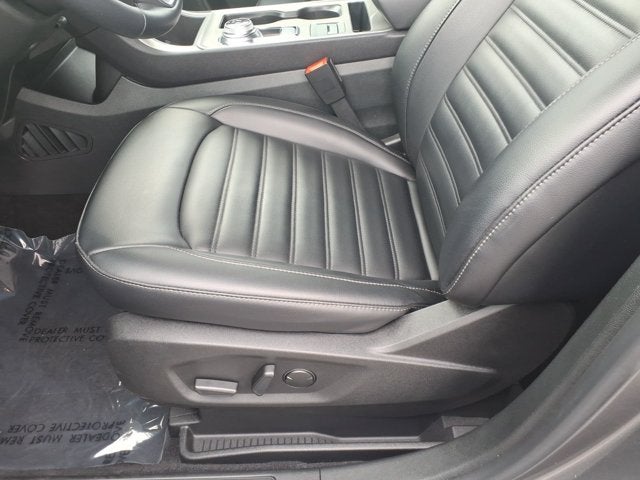 2023 Ford Edge Base