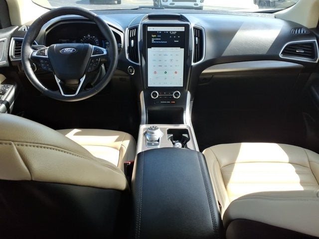 2023 Ford Edge Base