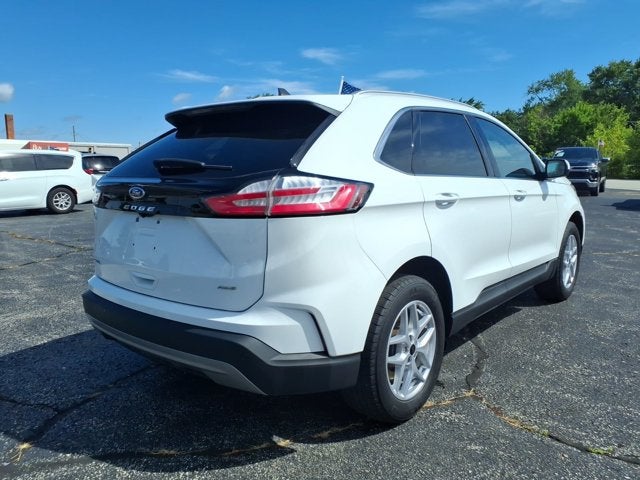 2023 Ford Edge Base
