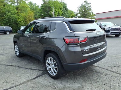 2023 Jeep Compass Latitude Lux