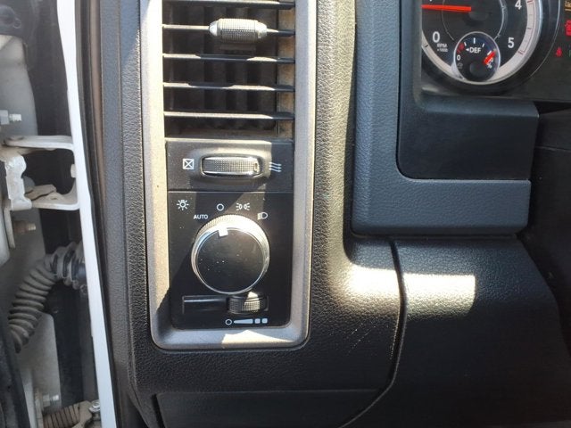 2017 RAM 3500 Chassis Cab Tradesman