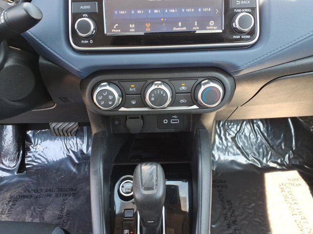 2023 Nissan Versa SV
