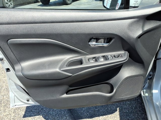2023 Nissan Versa SV