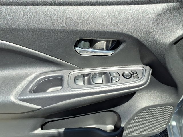 2023 Nissan Versa SV