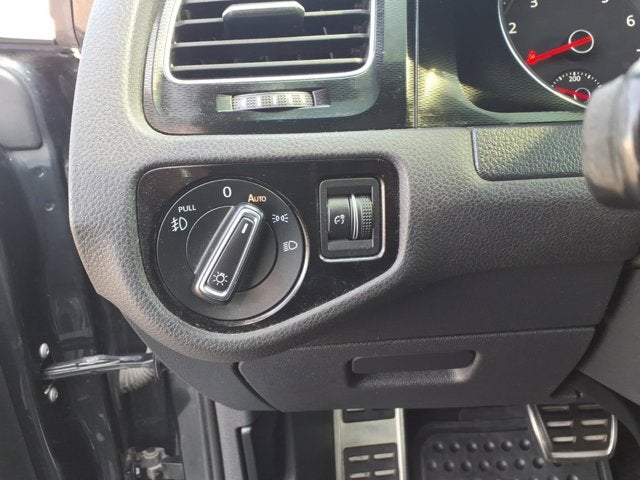 2015 Volkswagen Golf GTI Base