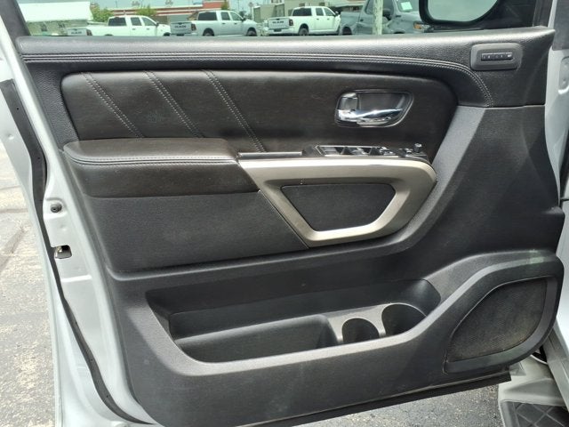 2015 Nissan Armada Platinum