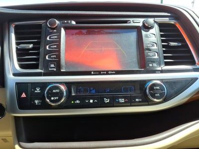 2018 Toyota Highlander Base