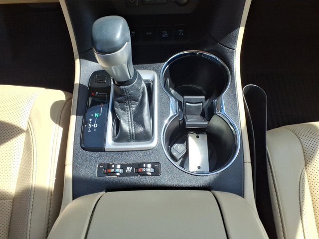 2018 Toyota Highlander Base