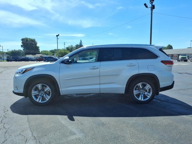 2018 Toyota Highlander Base