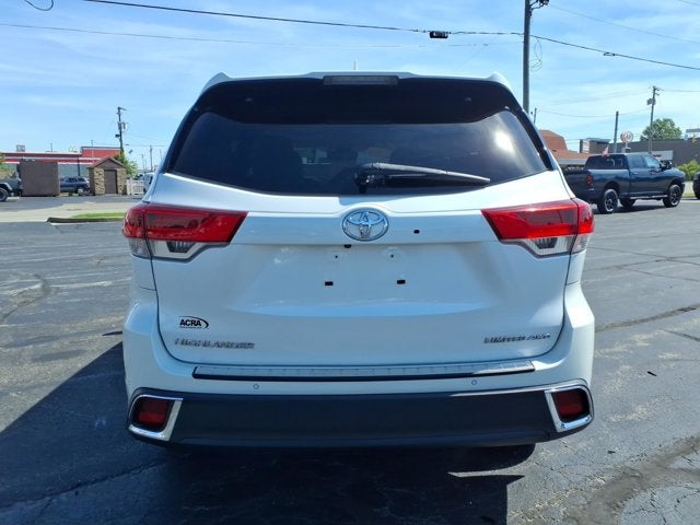 2018 Toyota Highlander Base