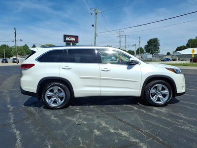 2018 Toyota Highlander Base
